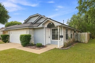 Building Photo - 19459 Cypress Arbor Dr