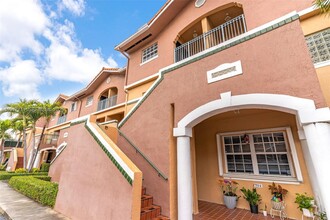 Building Photo - 10018 Hammocks Blvd