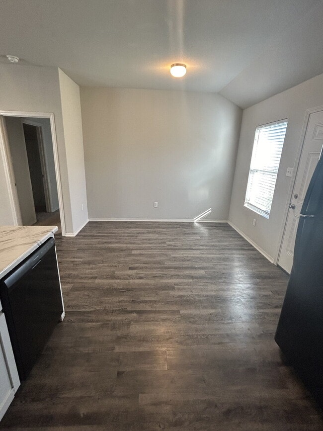 Building Photo - 2421 Judes Wy