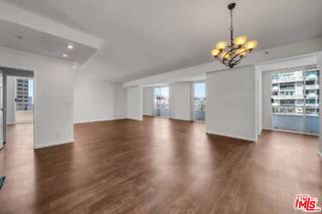 Building Photo - 10390 Wilshire Blvd