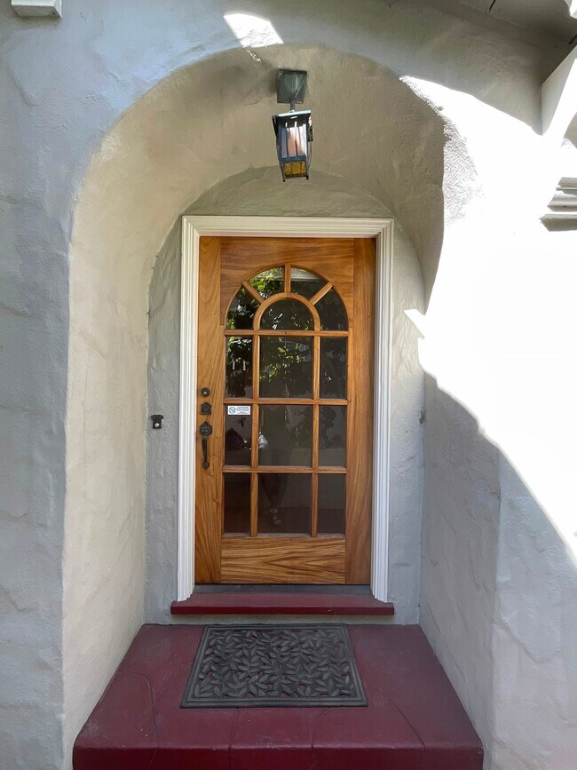 Foto del edificio - 1166 Shattuck Ave.