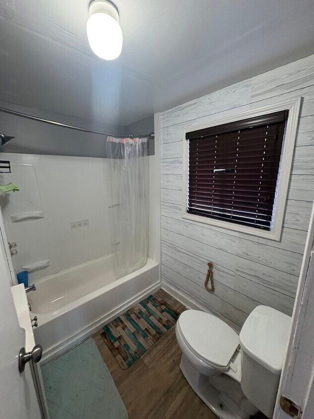 Building Photo - 264 Grant St