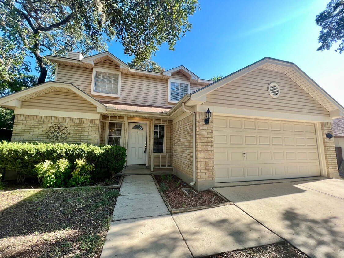 Foto principal - 9803 Boulder Hill St
