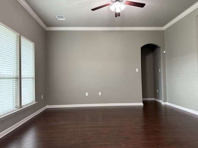 Building Photo - 14438 Tanya Dr