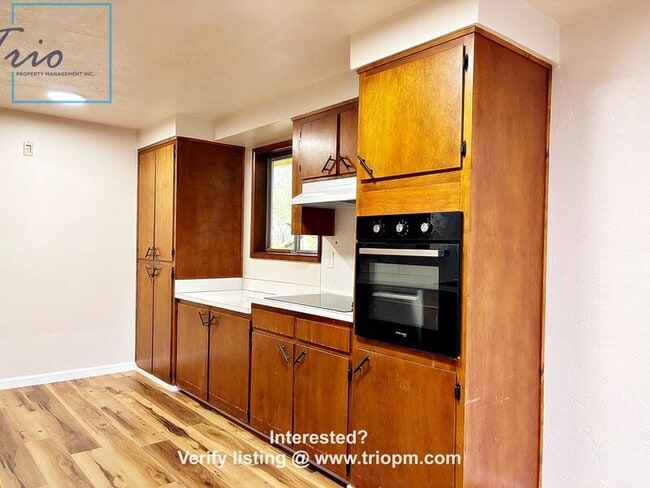 Photo - 1029 C St House