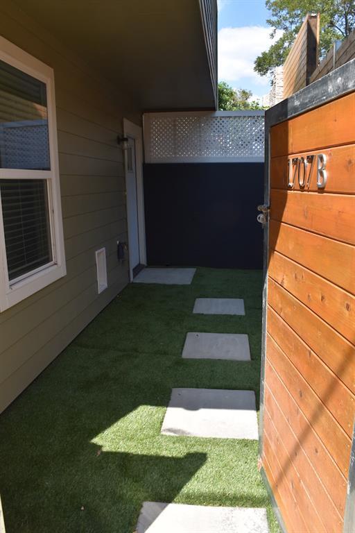 Foto del edificio - 1707 Garden St