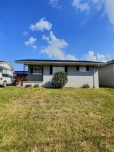 Building Photo - 2489 Main St