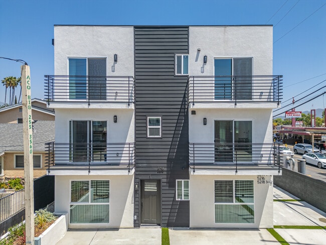 Building Photo - 5218 Auckland Ave