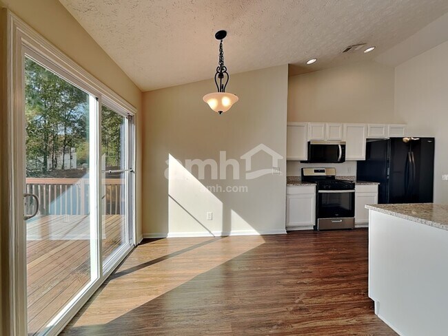 Foto del edificio - 78 Red Maple Way