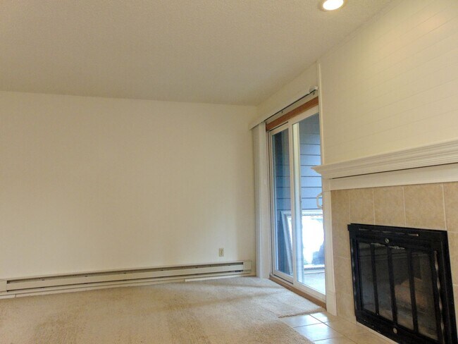 Foto del edificio - Great 1BR, 1BA Condo Available in Perfect ...