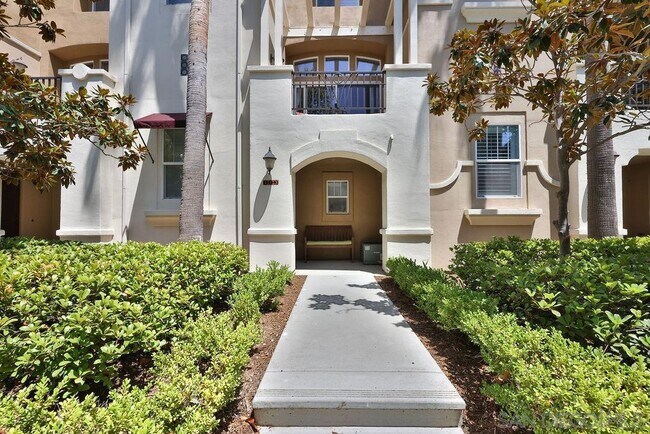 Foto del edificio - 2760 Farragut Rd