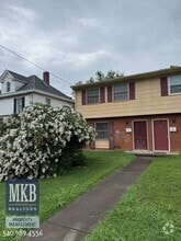 Building Photo - 524 Albemarle Ave SE