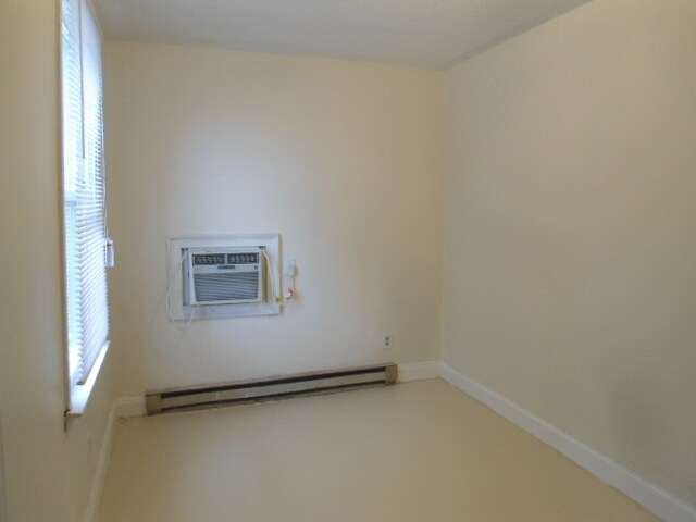 Building Photo - 4025 Baldwin Rd