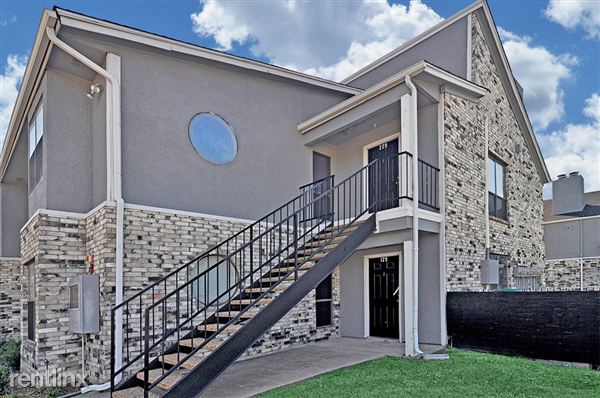 Building Photo - 2457 US Highway 80 E