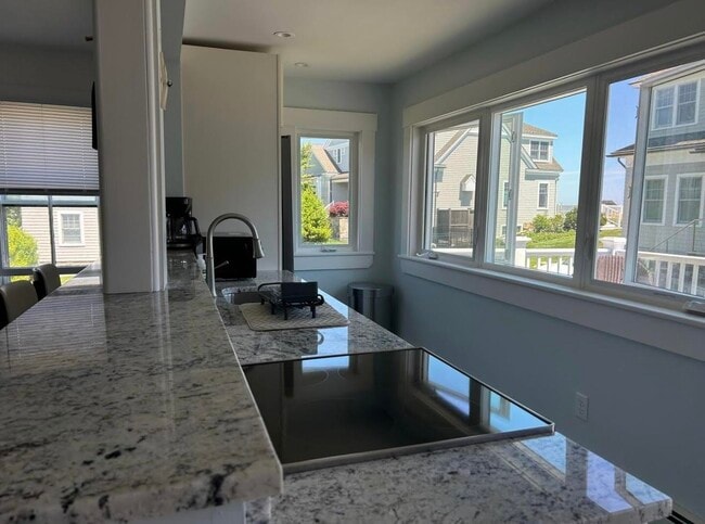 Foto del edificio - 1300 Ocean Blvd