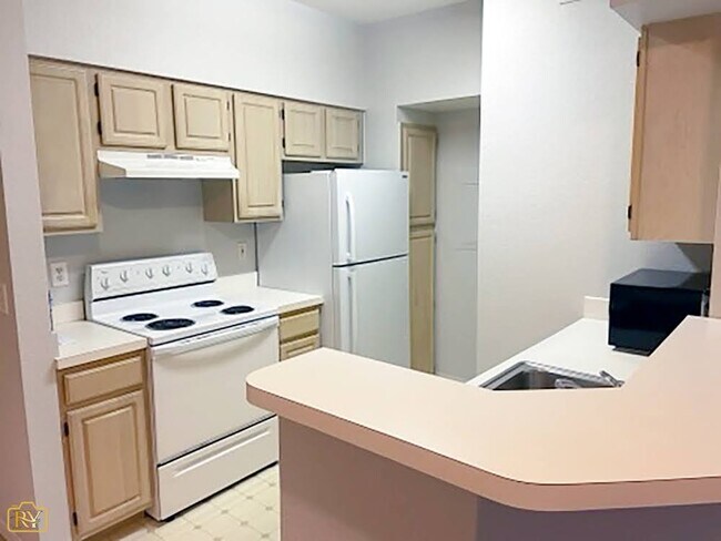 Foto del edificio - 23500 Walden Center Dr