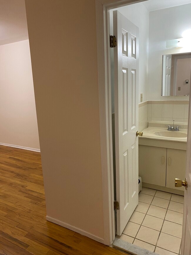 Building Photo - 35-22-22 163rd St