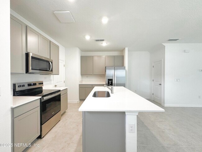 Building Photo - 3607 Athenian Wy