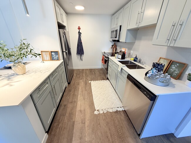 Building Photo - 20 Stephenson Aman St