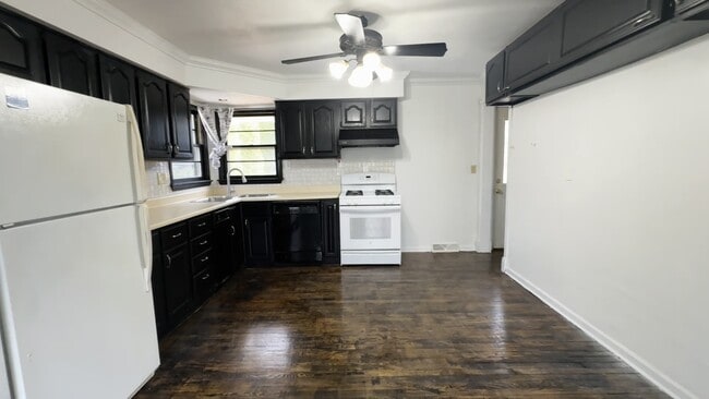 Foto del edificio - 3535 Robey Ave