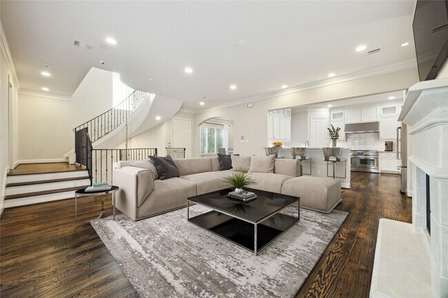 Foto del edificio - 6008 Park Cir Dr