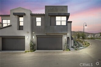 Building Photo - 15964 Sparrow Ct