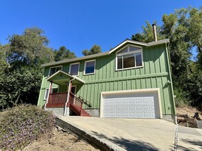 Building Photo - 25060 Soquel San Jose Rd