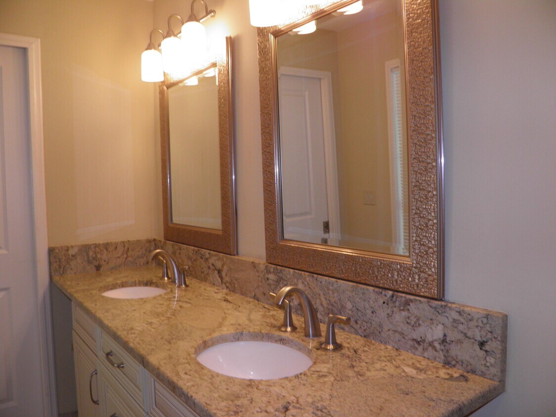 Foto principal - 544 Pocahontas Dr