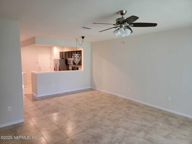 Foto del edificio - 6791 Roundleaf Dr