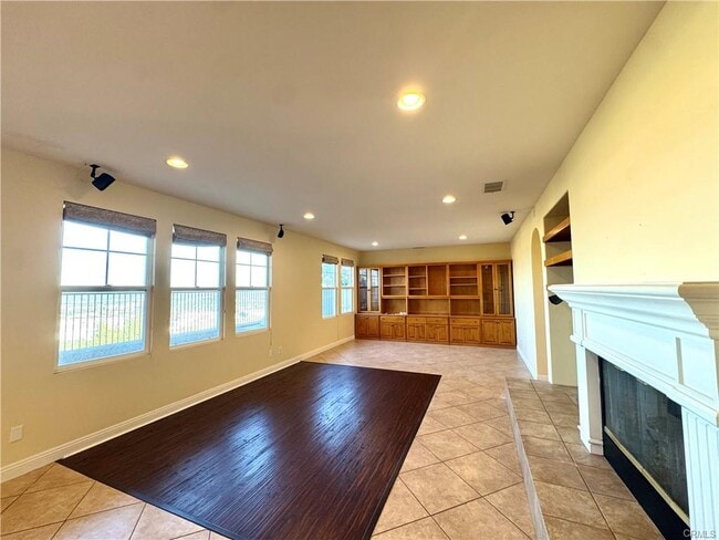 Foto del edificio - 2541 Hillcrest St