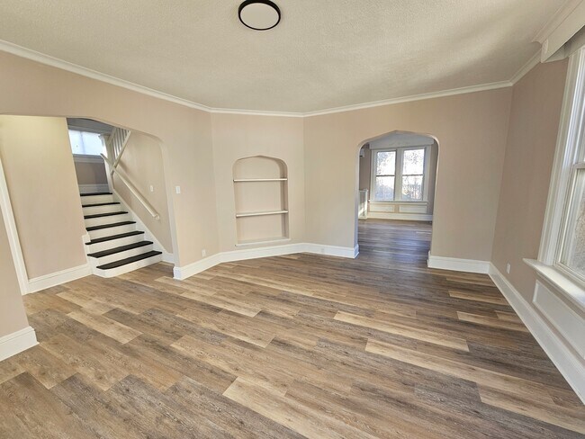 Foto del edificio - 724 Kinnaird Ave