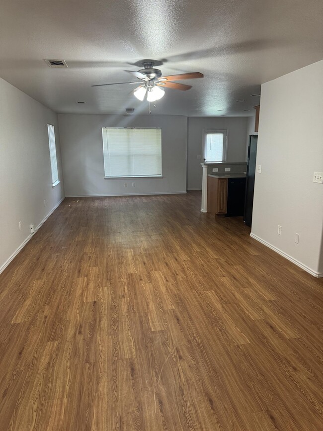 Photo - 8220 Downe Dr House