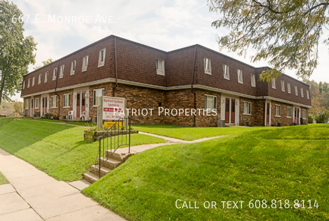Building Photo - 667 E Monroe Ave