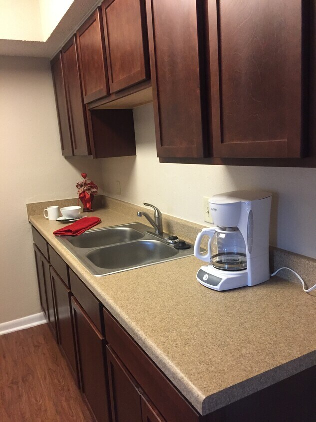 Foto principal - 202 Royal Dr