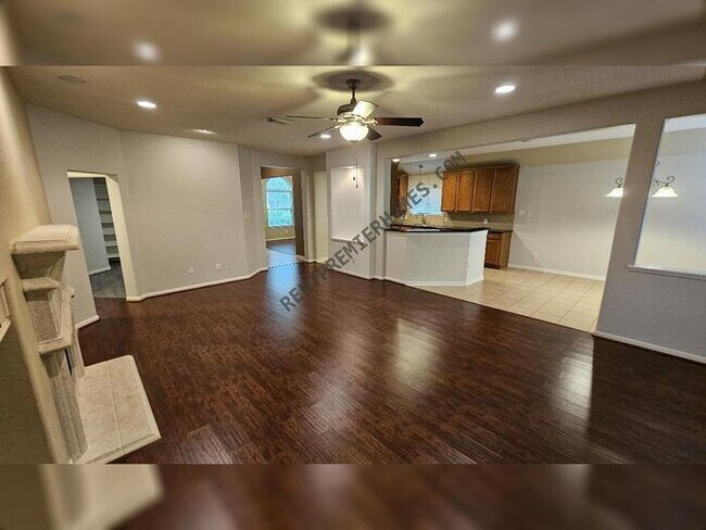 Photo - 5650 Horseshoe Falls House