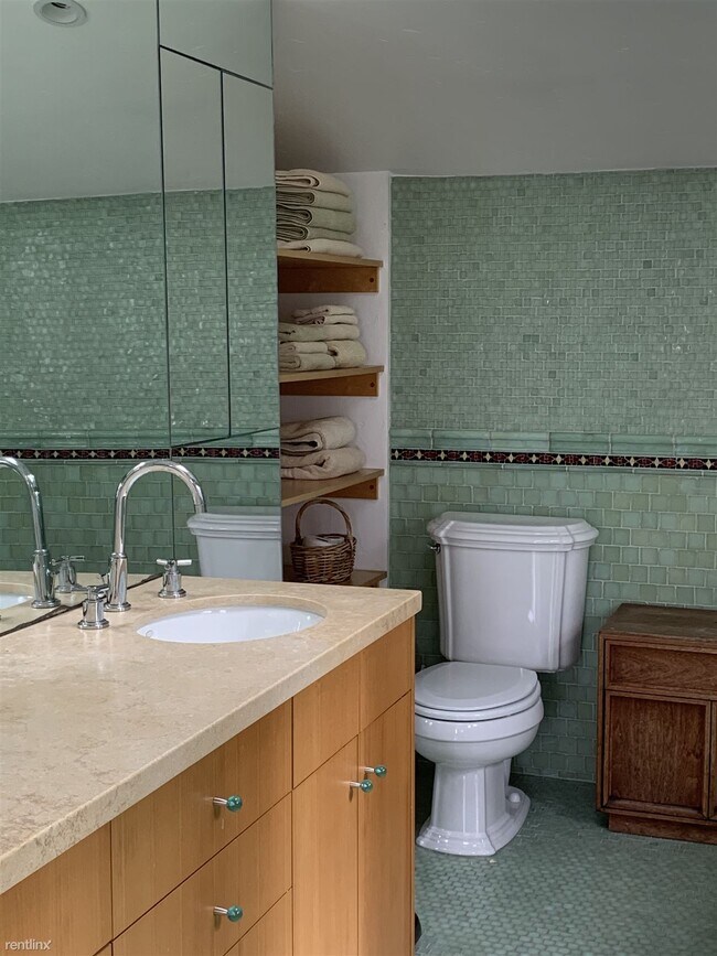 Building Photo - 4 br, 2.5 bath House - 120 Belgrave Avenue