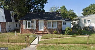Building Photo - 7826 Bodkin View Dr