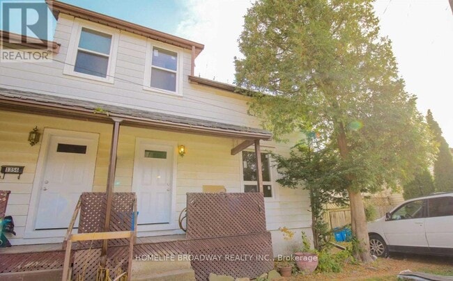 Building Photo - 1354 Caroline St