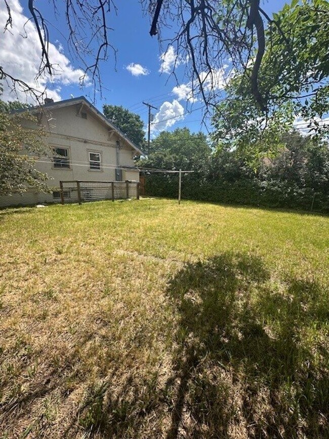 Building Photo - 317 N 5th, Livingston MT 59047