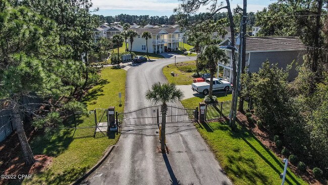 Foto del edificio - 2179 Sterling Cove Blvd