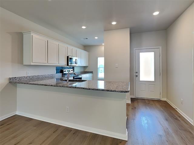 Building Photo - 6328 Baraboo Dr