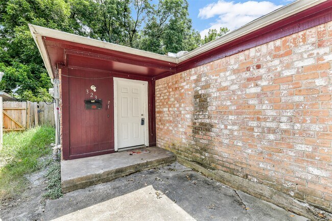Foto del edificio - 3231 Scotch Moss Ln