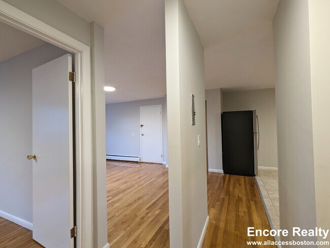 Foto del edificio - 111 Babcock St