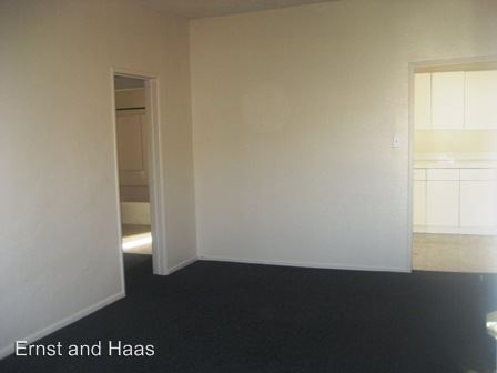 Building Photo - 756 Cerritos Ave