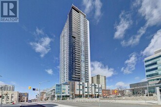 Building Photo - 60 Frederick St