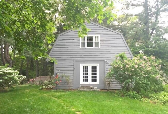 Foto del edificio - 2 Wildflower Ln
