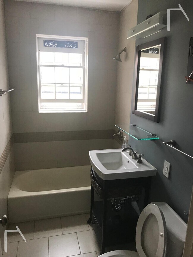 Foto del edificio - 36 Browne St