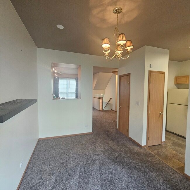 Foto del edificio - 1105 Village Center Pkwy
