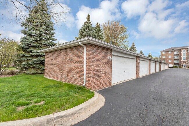 Building Photo - 881 N Swift Rd