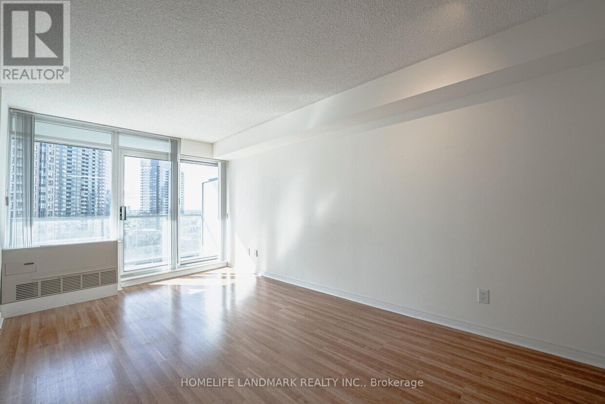 Photo principale - 5508-5508 Yonge St